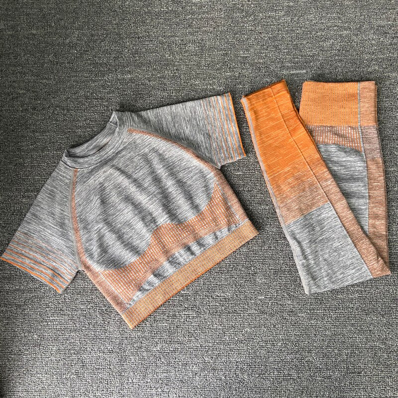 yoga suits women yoga set gym clothing Female Sport fitness suit Running Clothes yoga top yoga leggings women Seamless gym set
