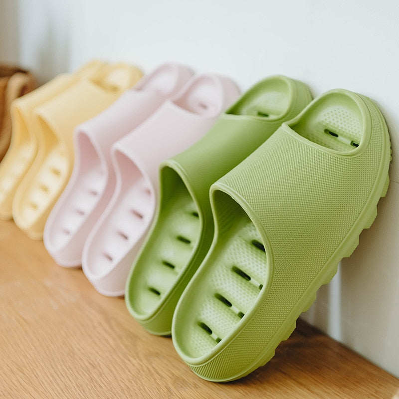 Woman Men Slippers for Home Cloud Slipper