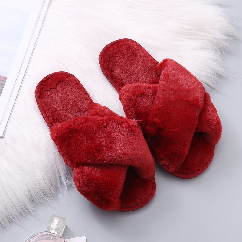 Womens Fashion Warm Fluffy Slippers Indoor Cozy Faux Fur Cross Flat Shoes Soft Furry Ladies Female Celebrities Floor Slides