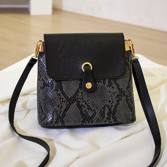 Women's Bag Snake Pattern Bag