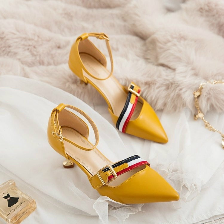 version of the fashion pointed shallow mouth